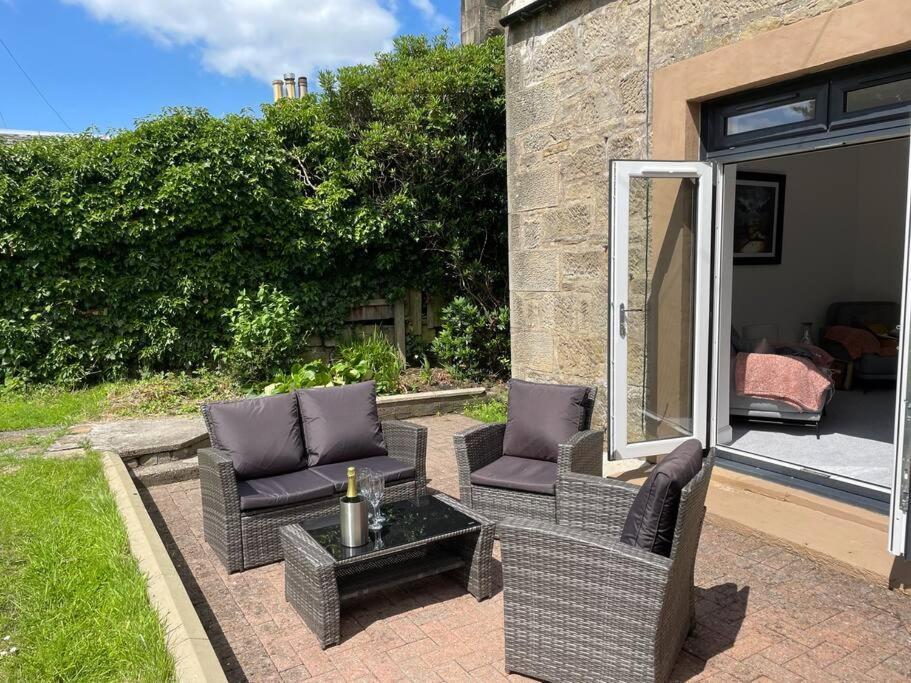 Fantastic Home In Brightons, Falkirk. Polmont Exterior photo